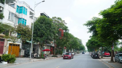 Bán liền kề Văn Phú đường 16.5m, diện tích 90m2, nằm ở lõi khu đô thị Văn Phú, giao thông thuận tiện
