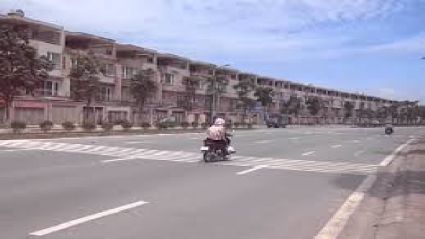 CC cho thuê liền kề Văn Phú lô TT9 mặt đường Văn Phú giá thuê 12tr/tháng - thuận lợi kinh doanh, văn phòng